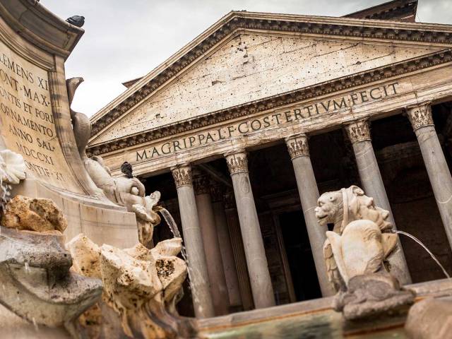 1pantheon Pantheon detail fountain in Rome